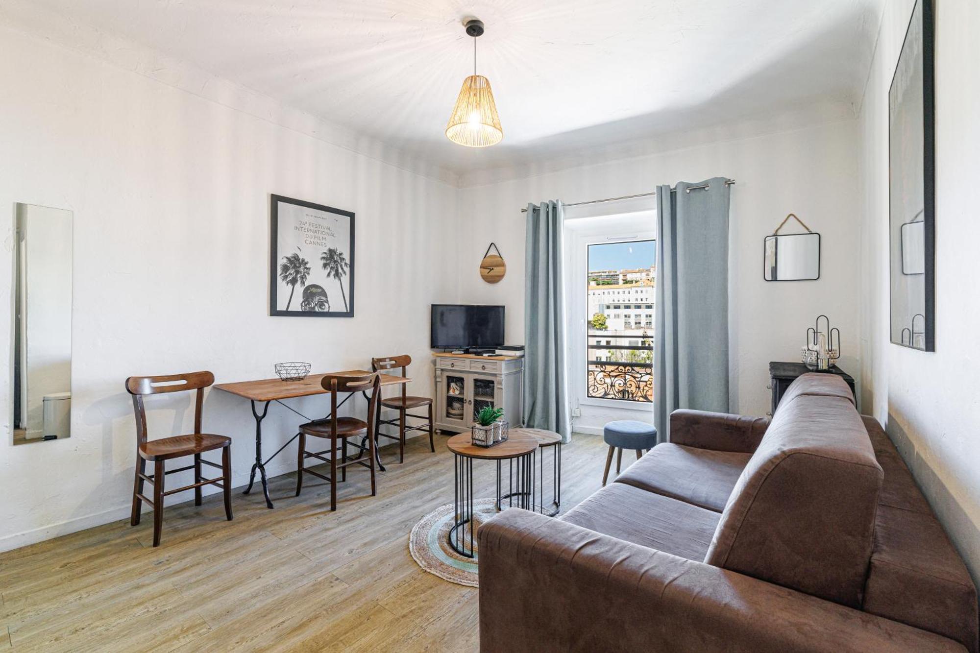 Joli Appartement A Cote Du Palais Des Festivals Cannes Bagian luar foto